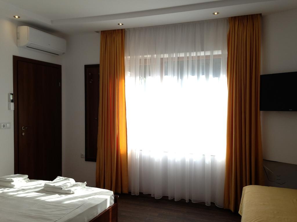 Guest Rooms Boutique Varna Bilik gambar